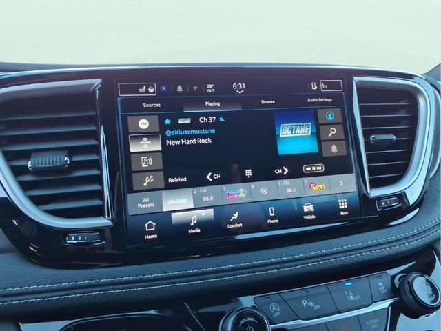 New 2026 Chrysler Pacifica Select FWD image 22