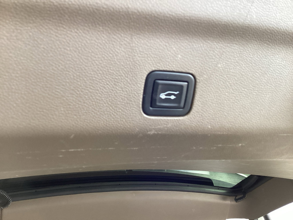 Used 2021 GMC Yukon Denali AWD/4WD image 38