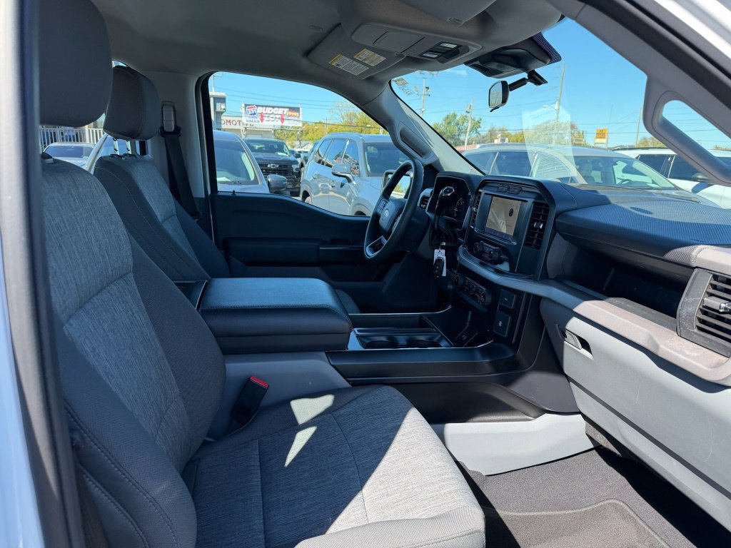 Used 2023 Ford F150 XL w/ XL Chrome Appearance Package AWD/4WD image 16