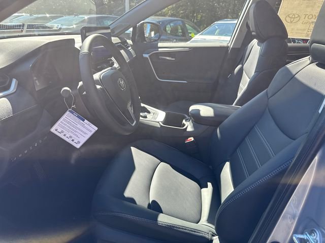 New 2025 Toyota RAV4 Limited image 38
