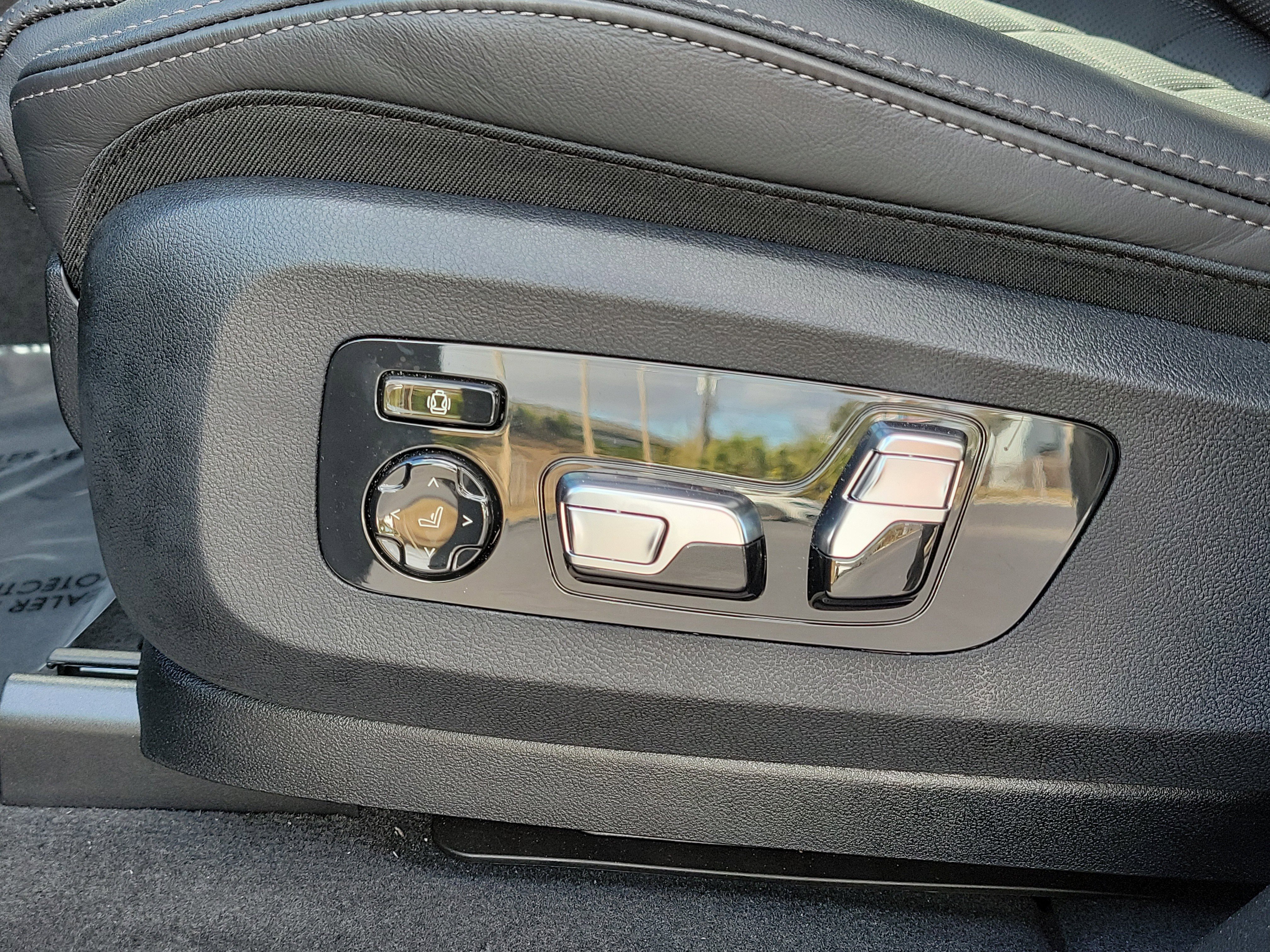 Used 2026 BMW X5 sDrive40i image 21