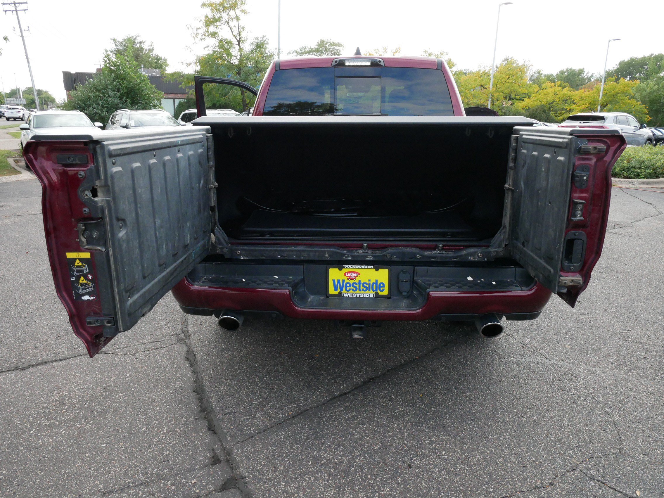 Used 2022 RAM 1500 Limited AWD/4WD image 18