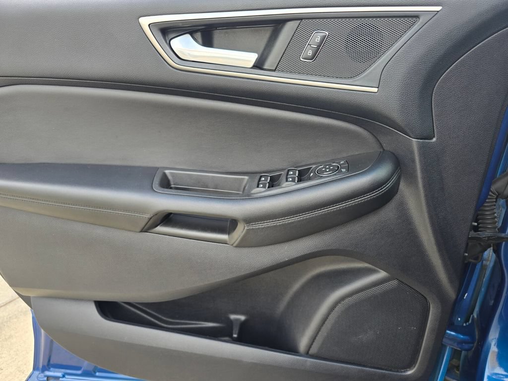 Used 2022 Ford Edge SEL AWD/4WD image 32