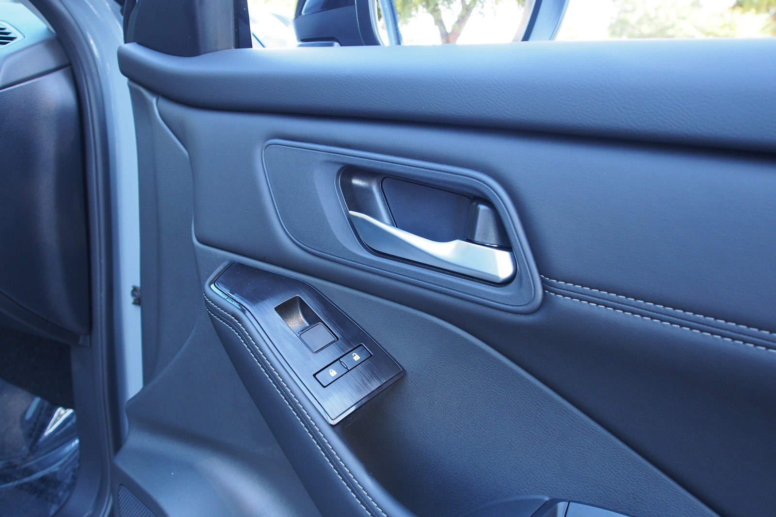 New 2026 Nissan Rogue Dark Armor FWD image 13