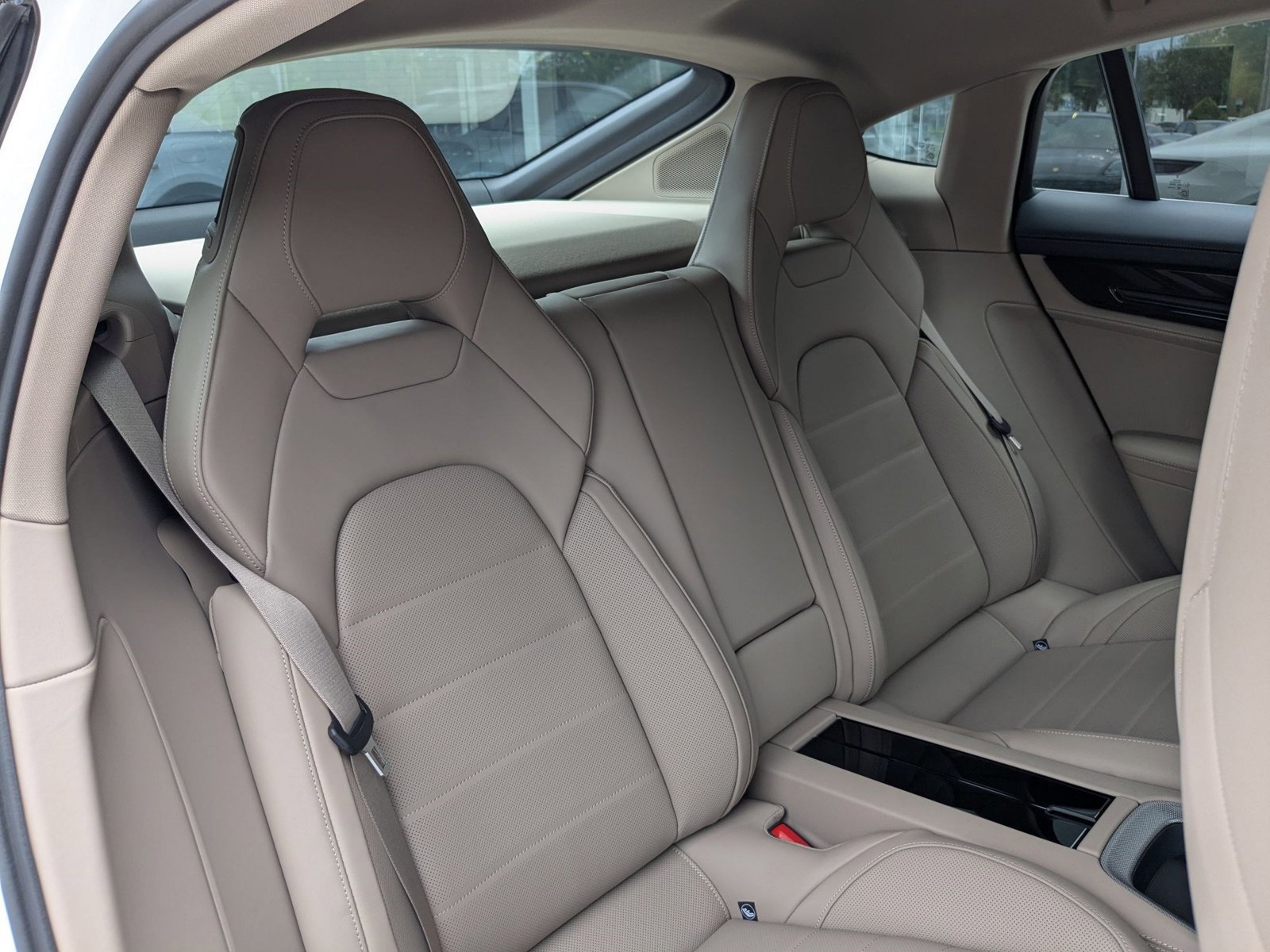 New 2025 Porsche Panamera 4 image 24