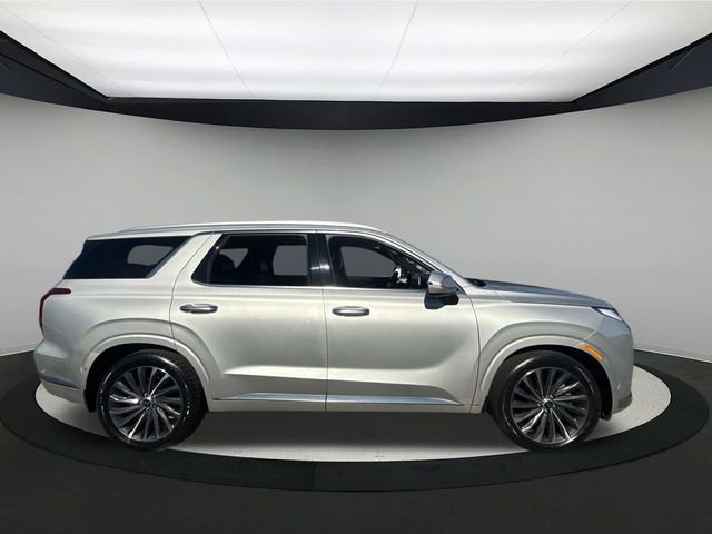 Used 2023 Hyundai Palisade Calligraphy w/ Cargo Package image 5