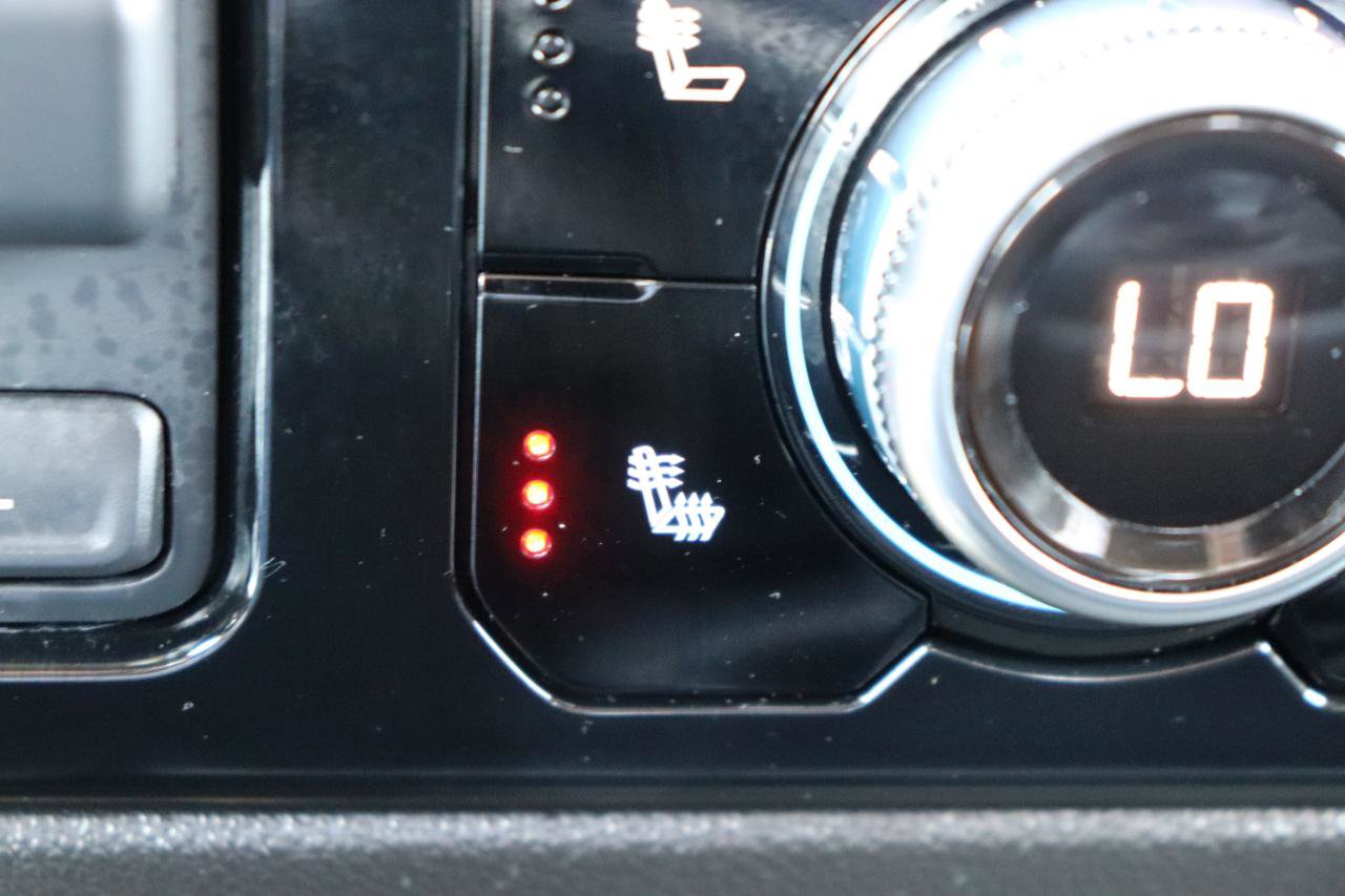 Used 2025 GMC Sierra 1500 SLT AWD/4WD image 37