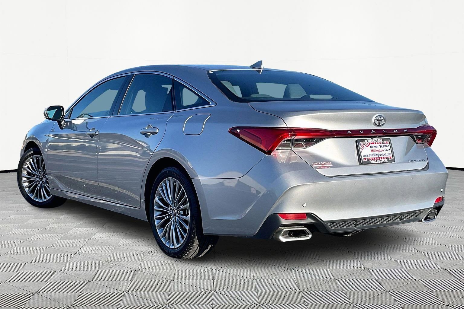 Used 2019 Toyota Avalon Limited w/ Advanced Safety Package image 10
