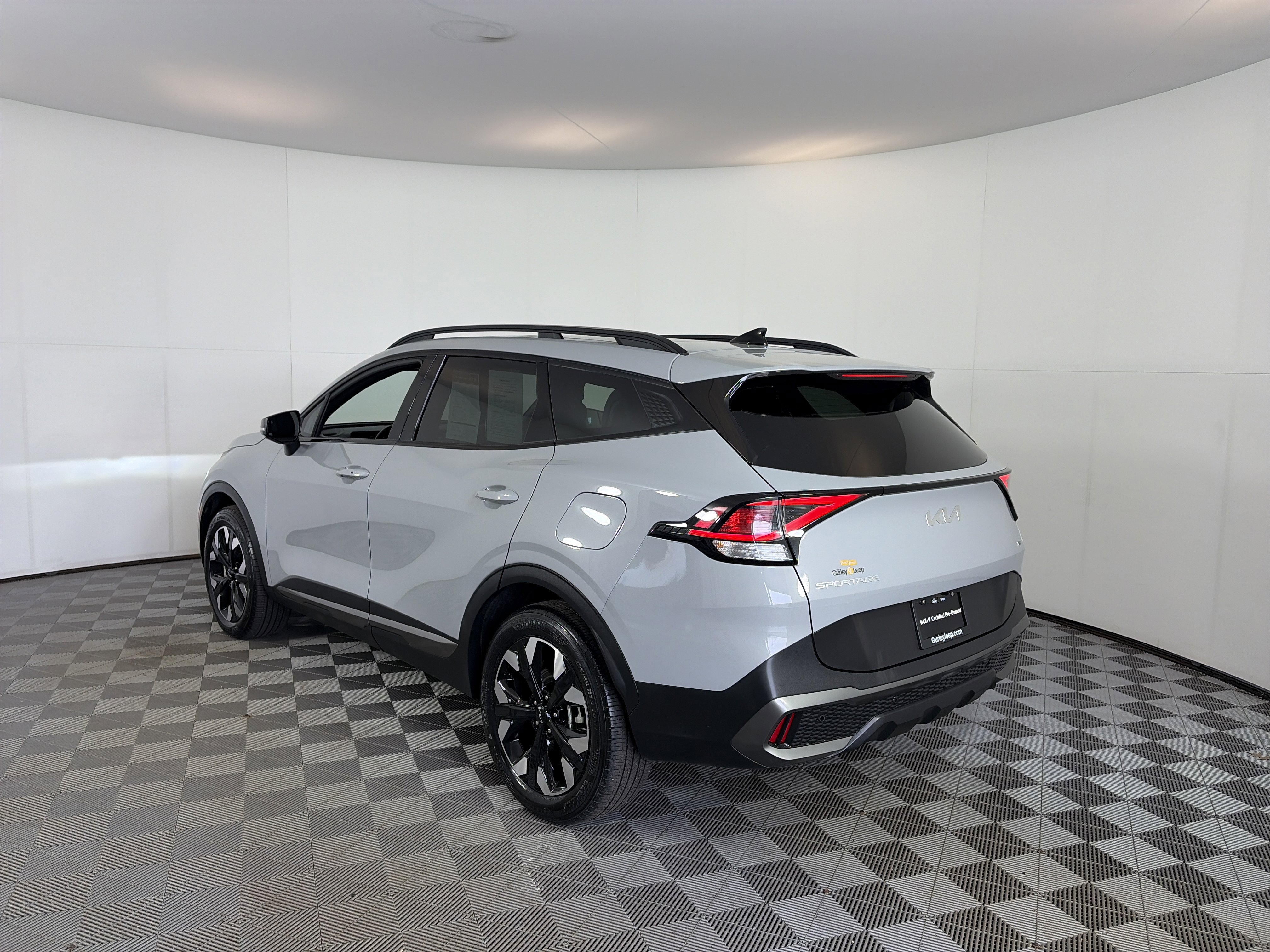 Used 2024 Kia Sportage X-Line w/ X-Line Premium Package AWD/4WD image 8