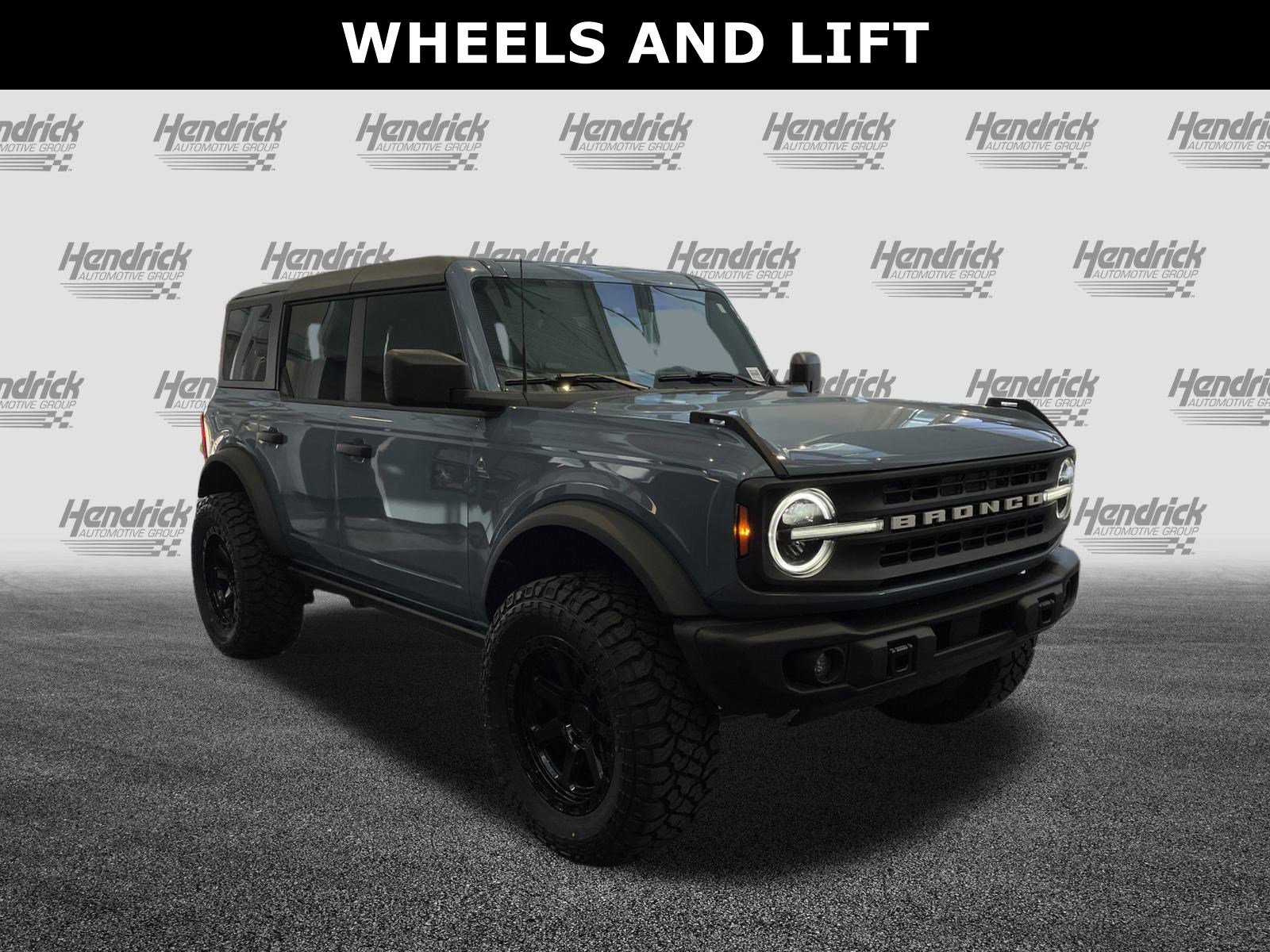 Used 2024 Ford Bronco Black Diamond image 2