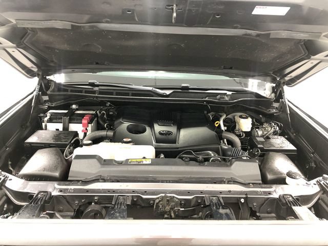 Used 2022 Toyota Tundra SR5 w/ SR5 Convenience Package AWD/4WD image 22