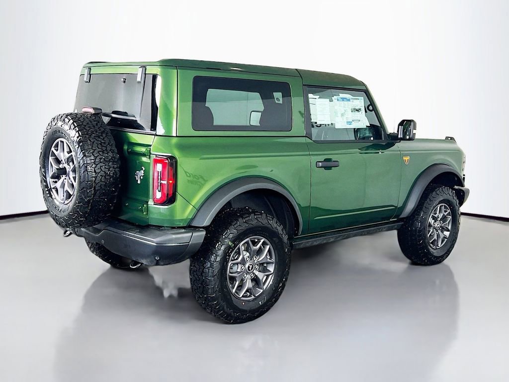 New 2025 Ford Bronco Badlands image 14
