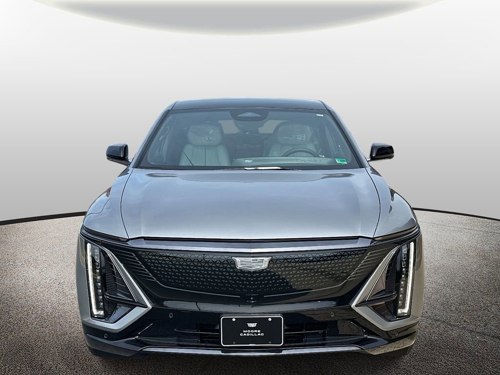 New 2025 Cadillac Lyriq Sport image 6