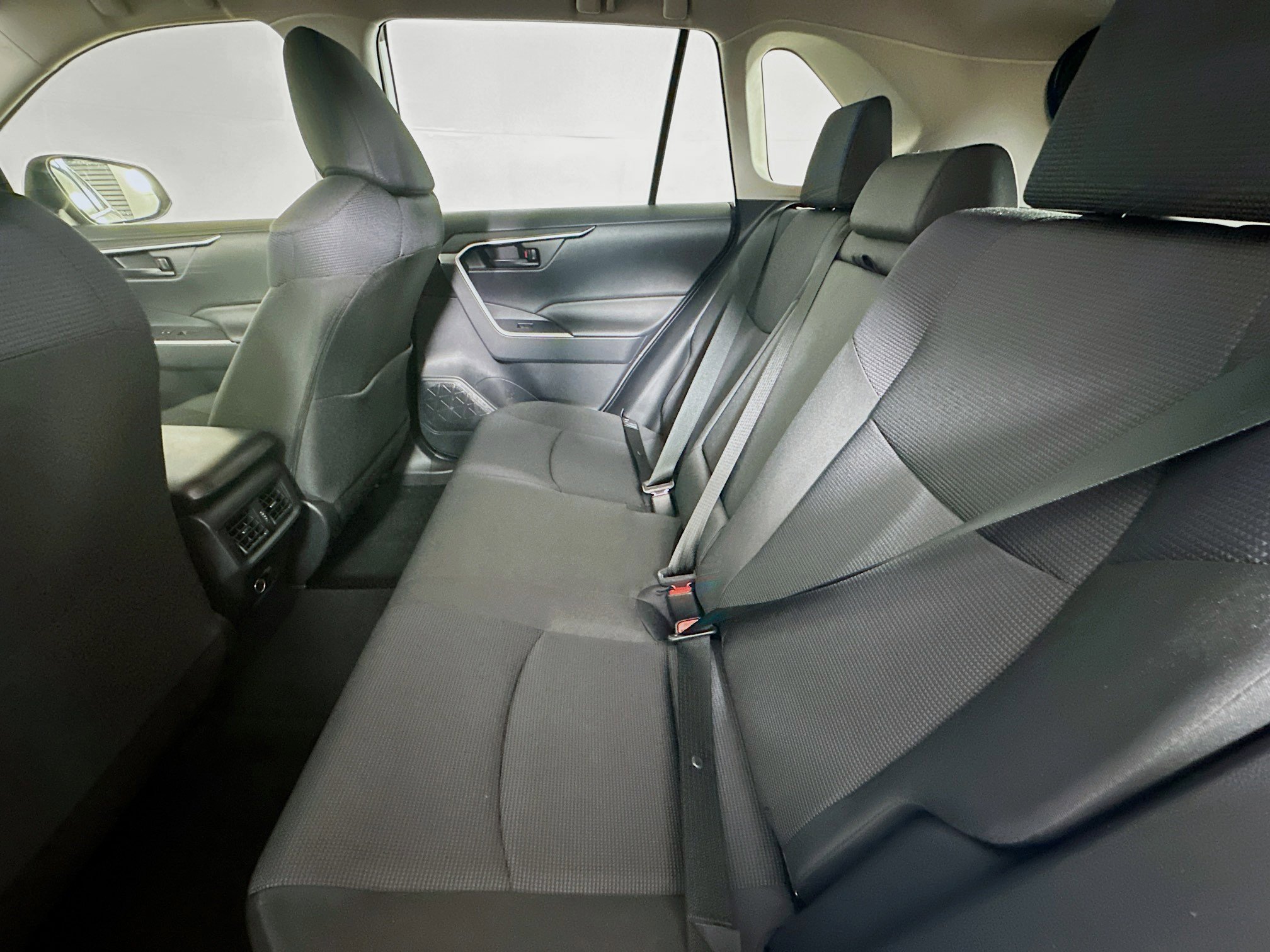 Used 2025 Toyota RAV4 LE image 26