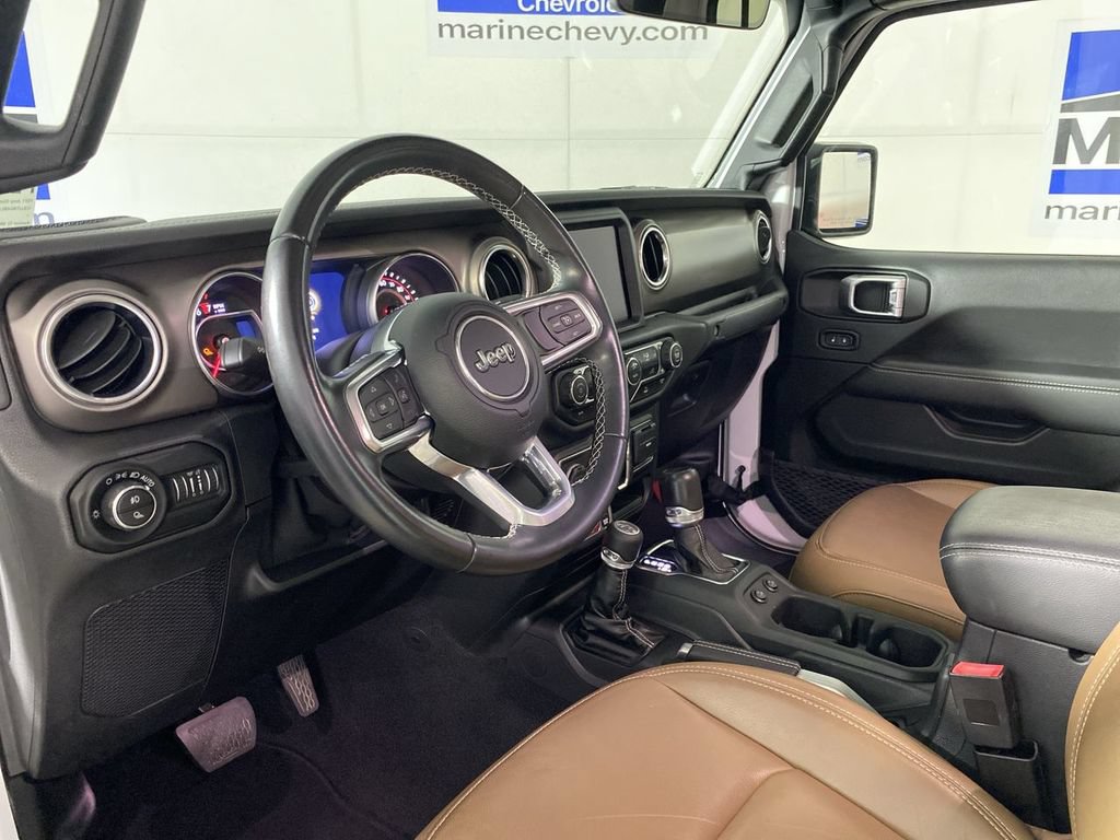 Used 2021 Jeep Gladiator Rubicon AWD/4WD image 15