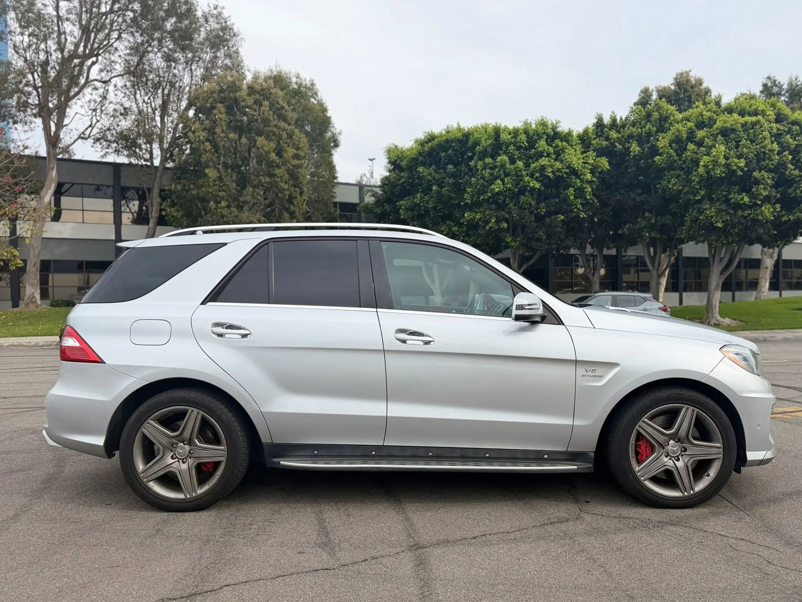 Used 2013 Mercedes-Benz ML 63 AMG 4MATIC image 12