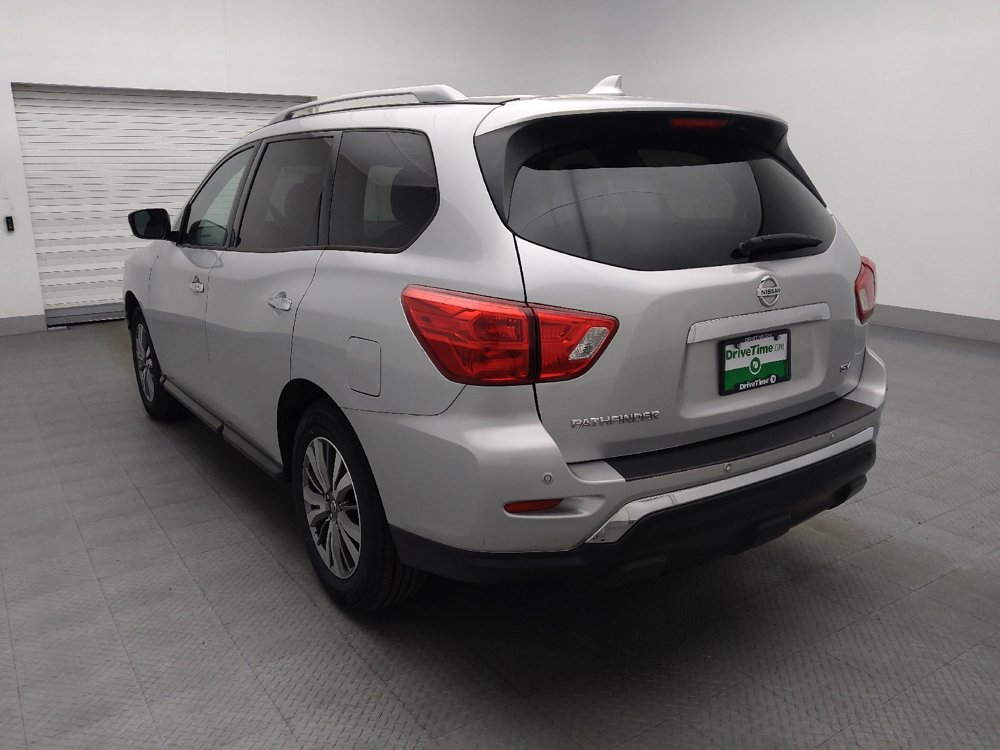 Used 2019 Nissan Pathfinder SV image 5
