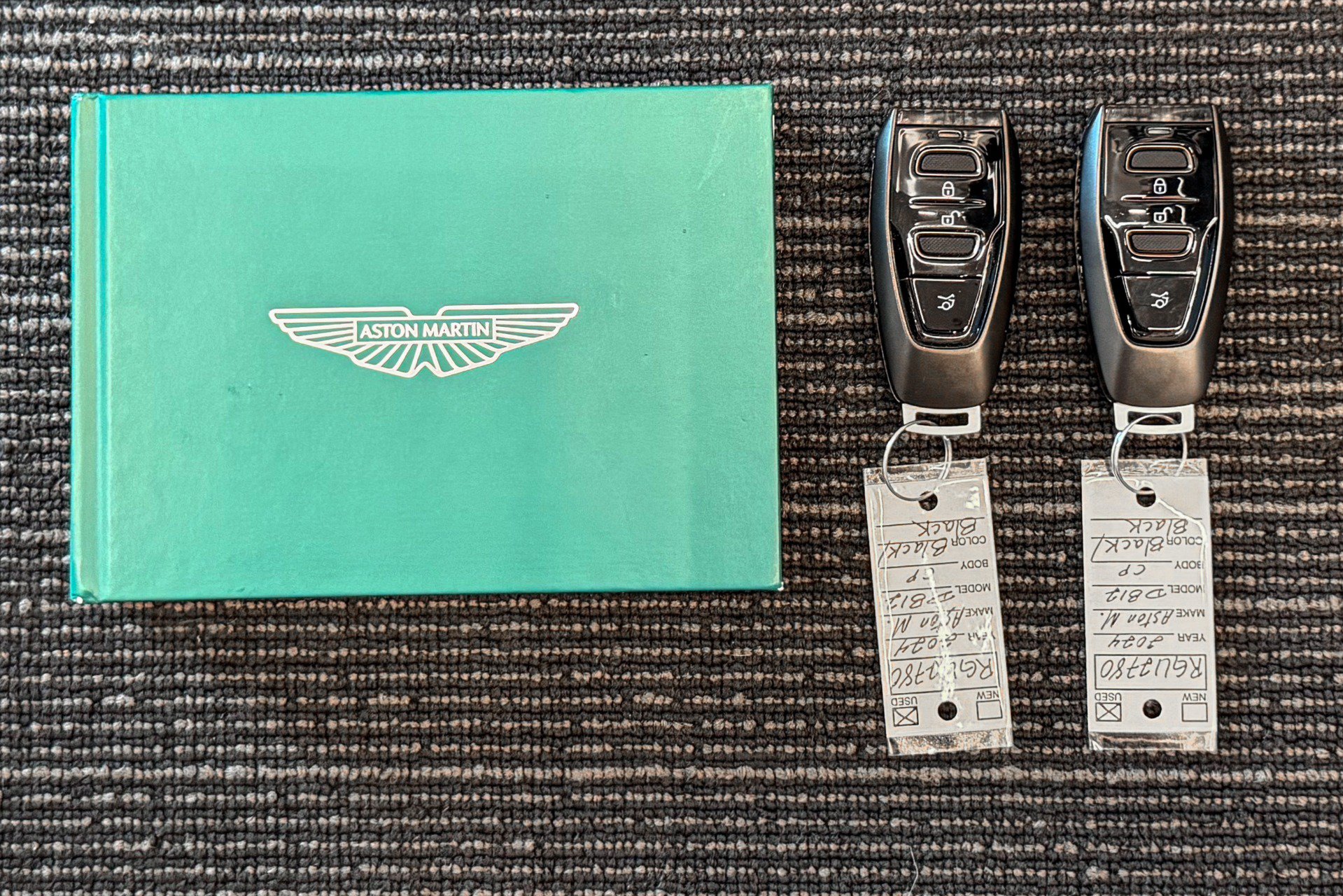 Used 2024 Aston Martin DB12 Coupe RWD image 20
