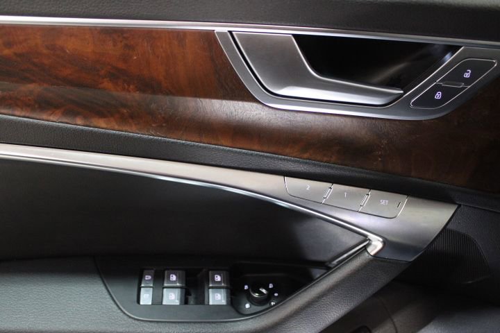 Used 2020 Audi A6 2.0T Premium image 15