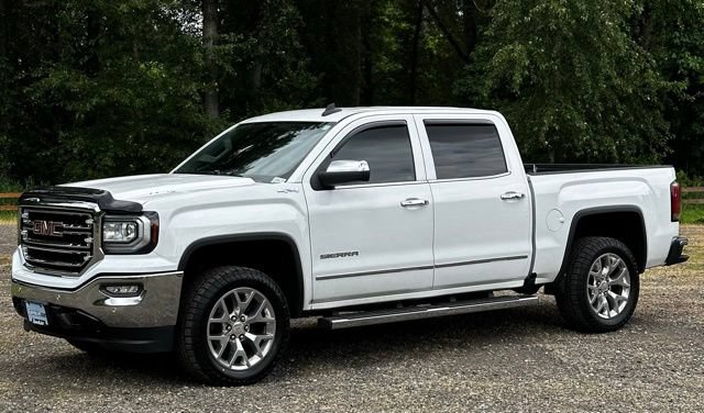 Used 2018 GMC Sierra 1500 SLT w/ SLT Premium Package AWD/4WD image 4