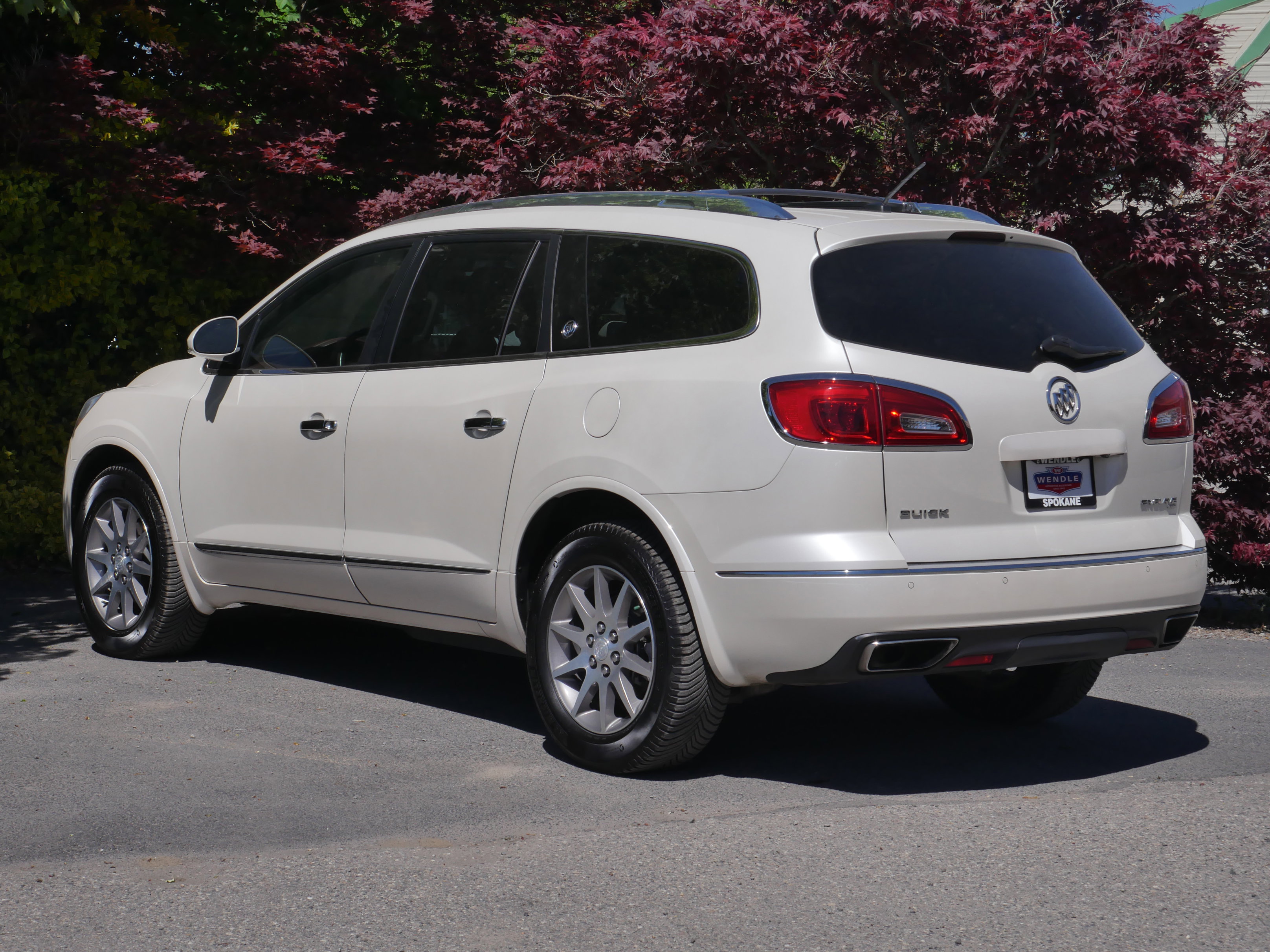 Used 2014 Buick Enclave Leather w/ Trailering Provision Package AWD/4WD image 18