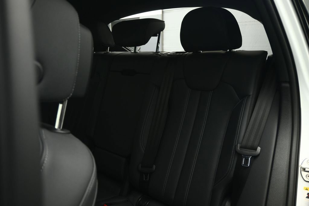 Used 2022 Audi SQ5 Premium Plus w/ Premium Plus Package AWD/4WD image 51
