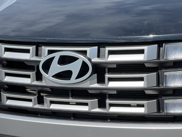 Used 2025 Hyundai Santa Cruz SEL AWD/4WD image 39