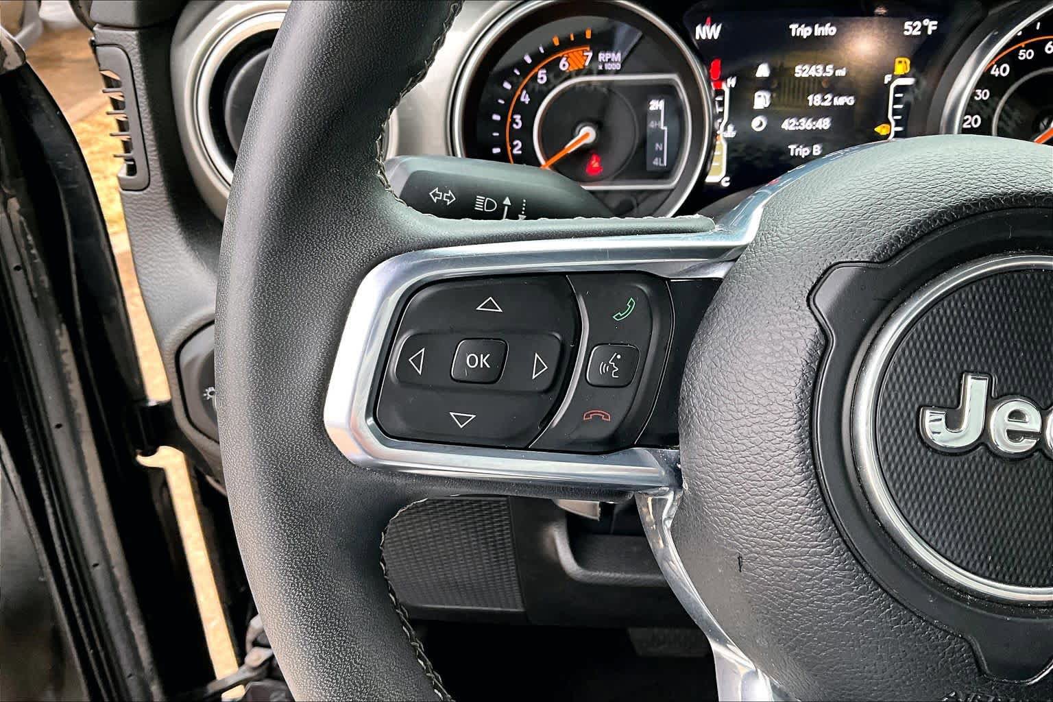 Certified 2023 Jeep Wrangler Unlimited Sahara AWD/4WD image 18