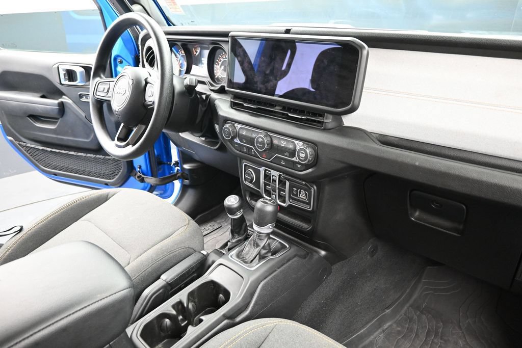 Used 2026 Jeep Wrangler Unlimited Sport AWD/4WD image 29