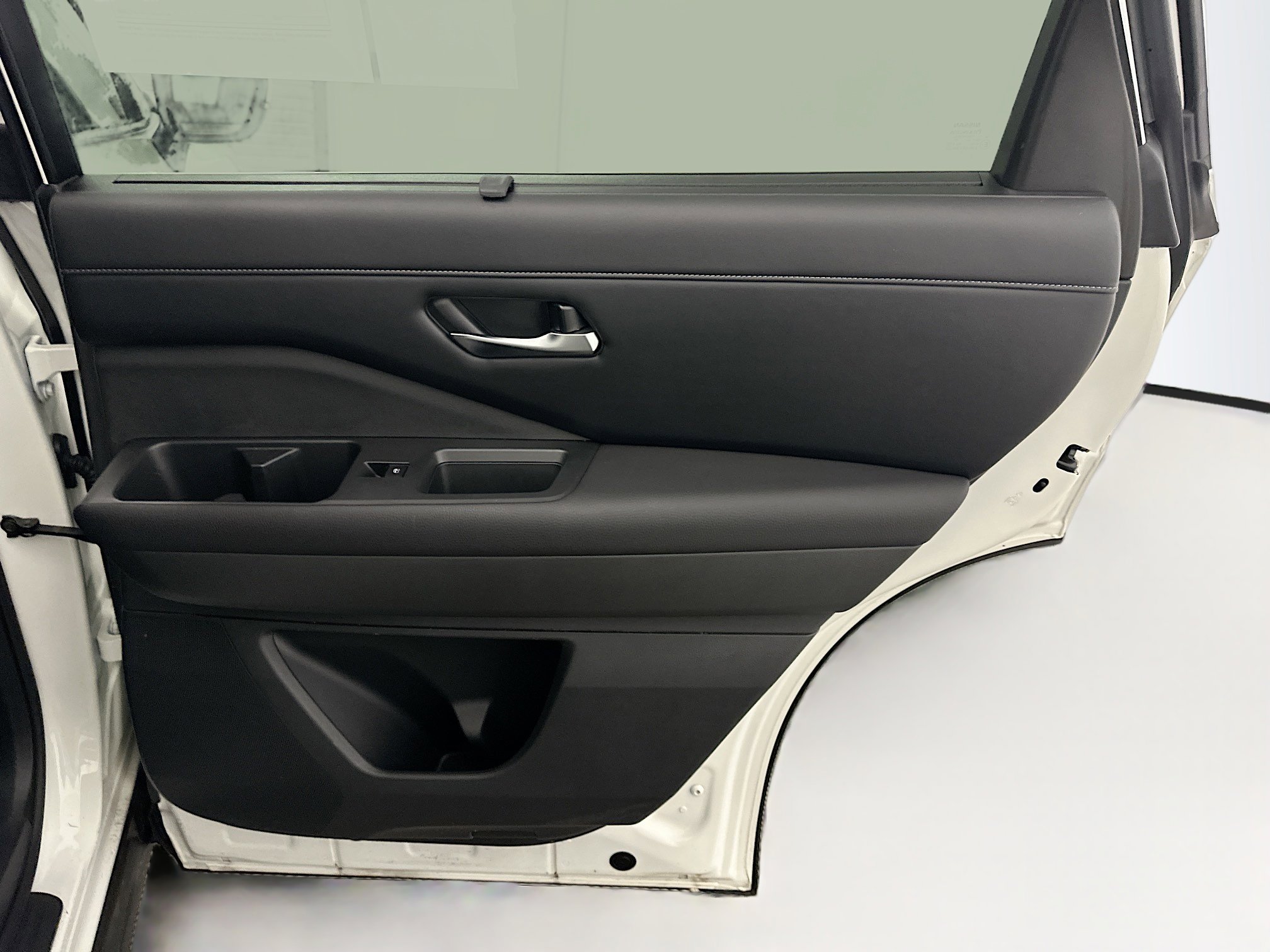 Used 2024 Nissan Pathfinder SL AWD/4WD image 33