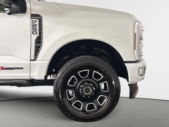 Used 2024 Ford F250 Platinum AWD/4WD image 25