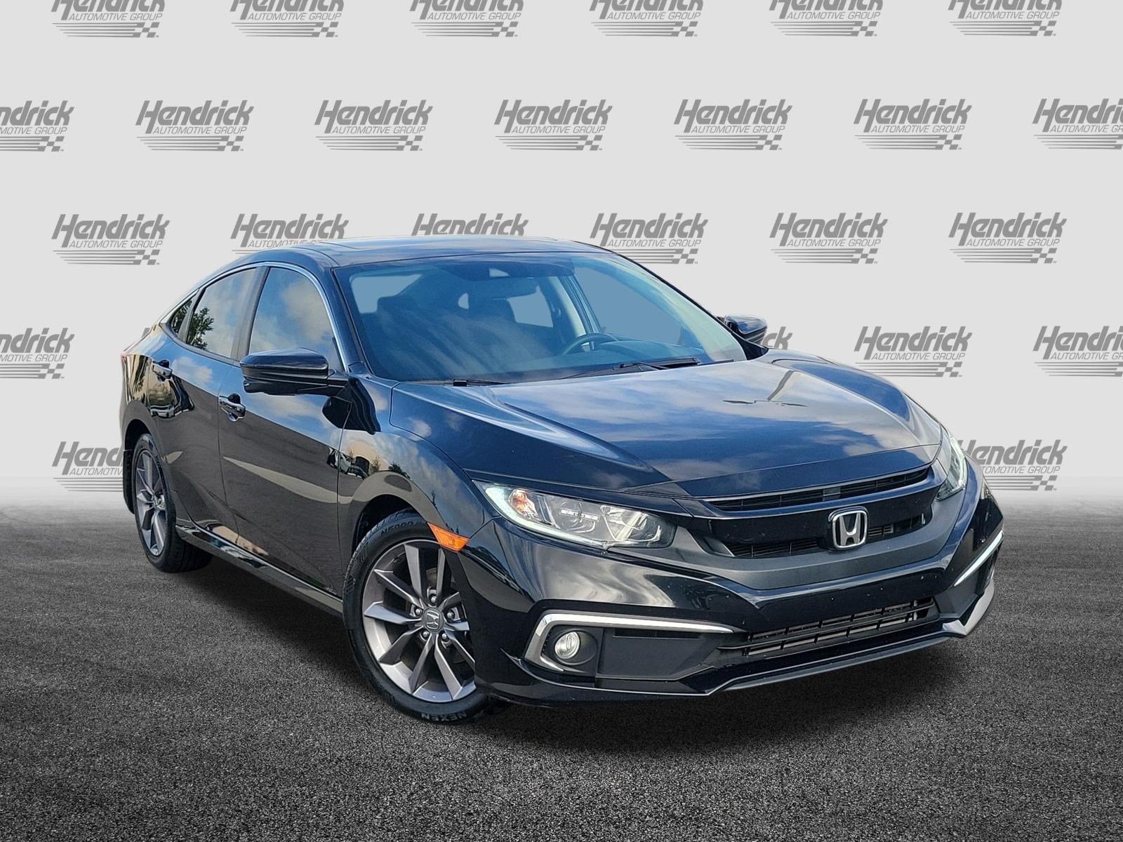 Used 2019 Honda Civic EX image 2