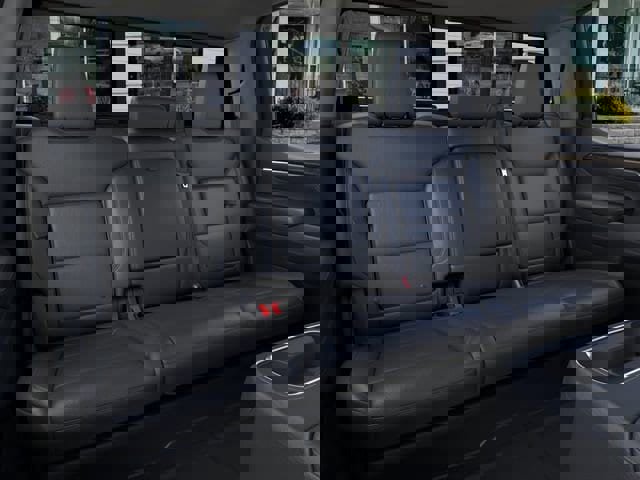 New 2026 GMC Sierra 1500 SLT image 17