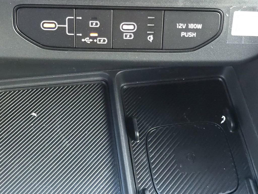 New 2026 Kia Carnival EX image 30