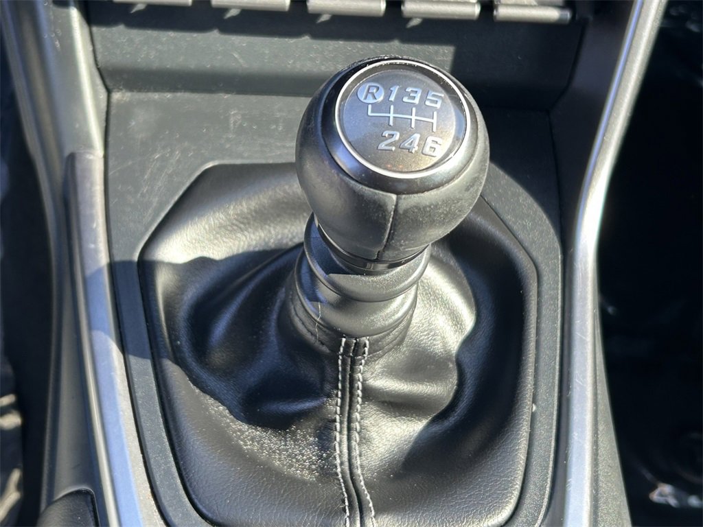 Used 2025 Toyota GR86 Premium image 15