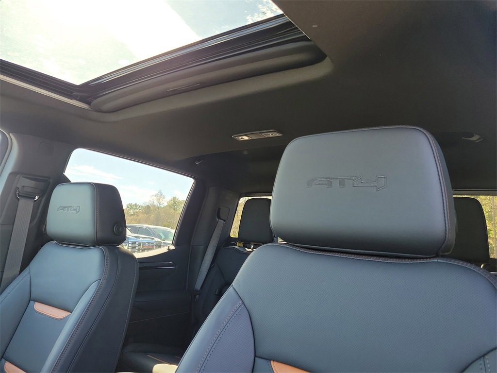 New 2026 GMC Sierra 1500 AT4 w/ AT4 Premium Package image 24