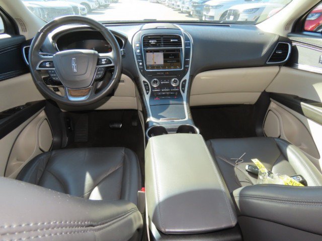 Used 2019 Lincoln Nautilus Select FWD image 22