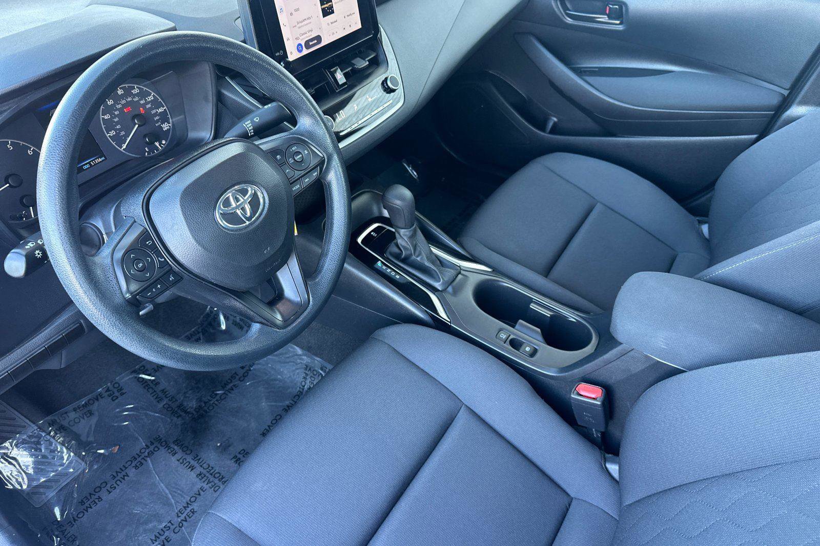 Used 2024 Toyota Corolla LE image 9