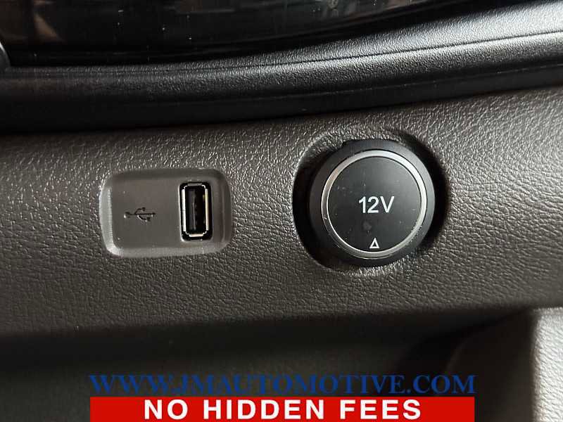 Used 2023 Ford Transit 350 XLT image 32