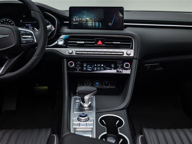 New 2026 Genesis G70 2.5T Prestige image 25
