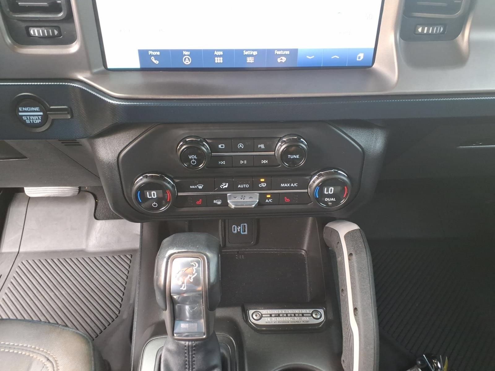 Used 2021 Ford Bronco Outer Banks AWD/4WD image 27