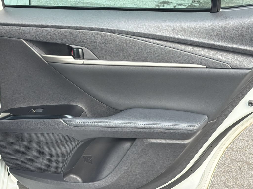 Used 2025 Toyota Camry XSE FWD image 19