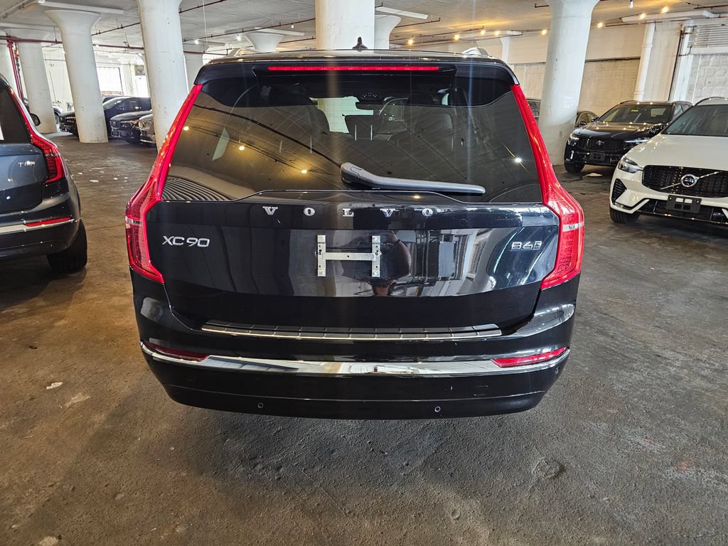 Certified 2025 Volvo XC90 B6 Ultra w/ Protection Package Premier AWD/4WD image 3