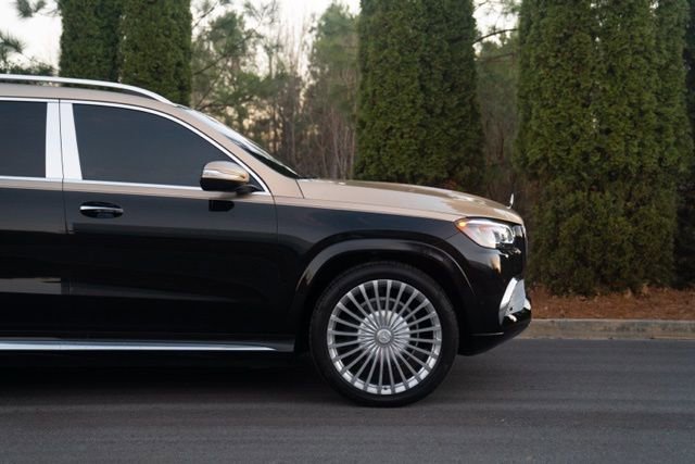 Used 2021 Mercedes-Benz Maybach GLS 600 4MATIC image 9