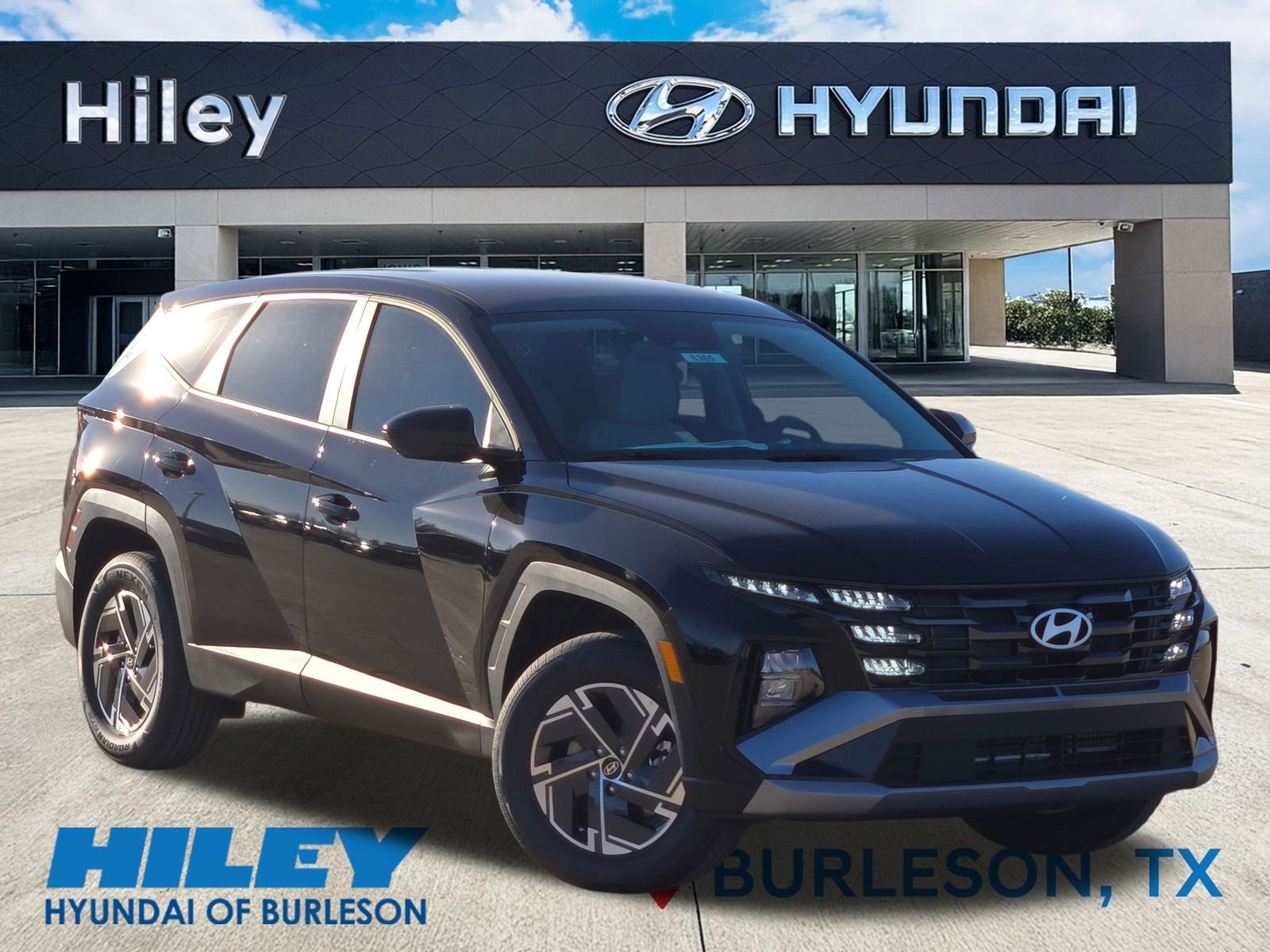 New 2026 Hyundai Tucson Blue SE image 1