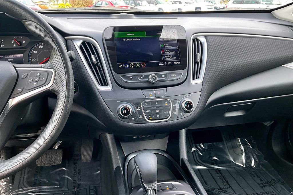 Used 2025 Chevrolet Malibu LT image 8
