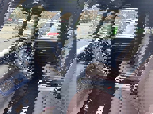 New 2025 Volkswagen ID. Buzz Pro S image 10