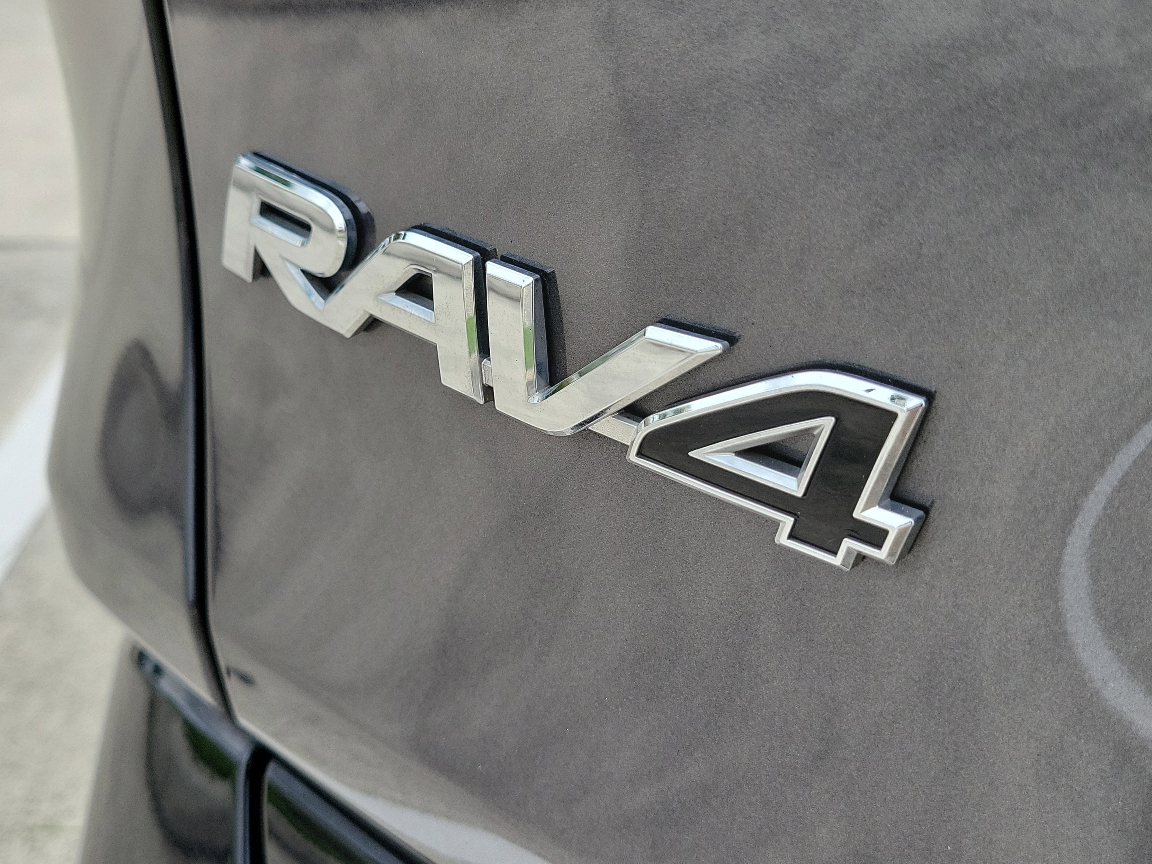 Certified 2024 Toyota RAV4 SE AWD/4WD image 10