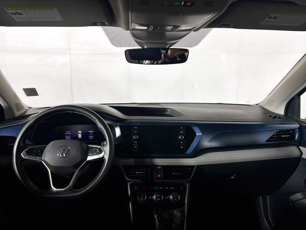 Used 2024 Volkswagen Taos SE image 12