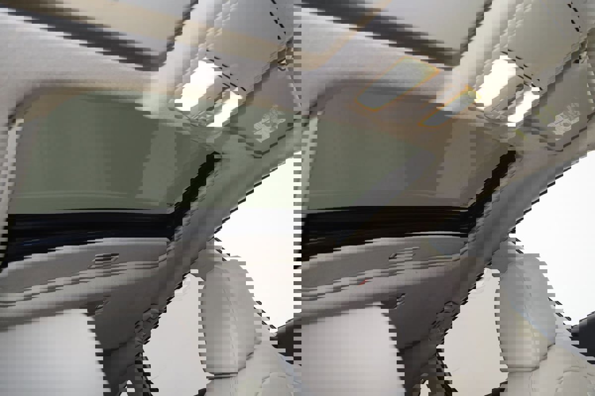 Used 2013 Nissan Rogue SL image 11